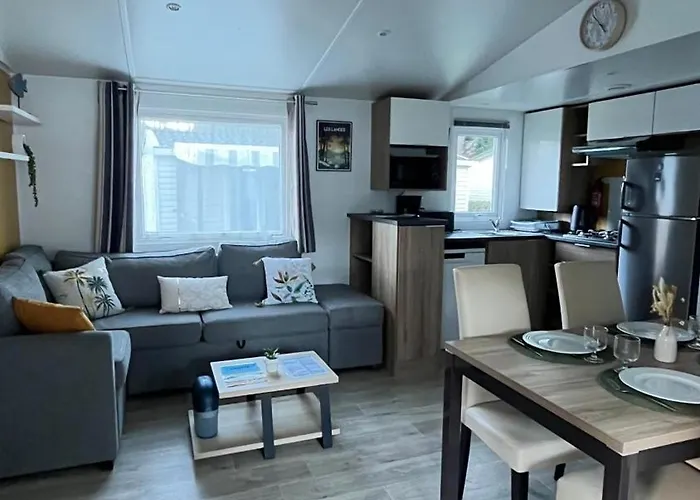 Camping MH 385 Les Dunes de Contis 3 chambres et 1 salle de bain dans Camping 4 étoiles *